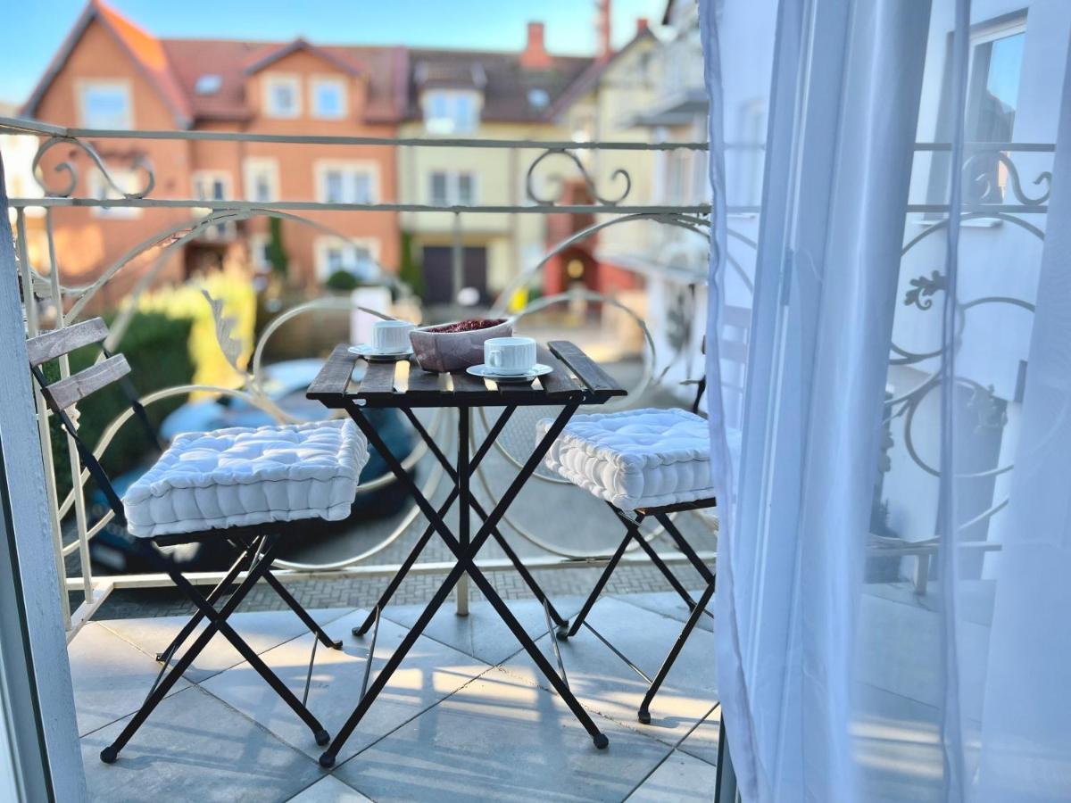 Bed and Breakfast Pod Różą Łeba Exterior foto