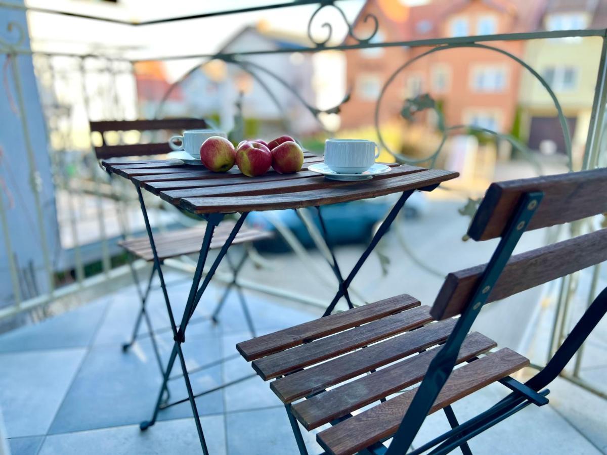 Bed and Breakfast Pod Różą Łeba Exterior foto